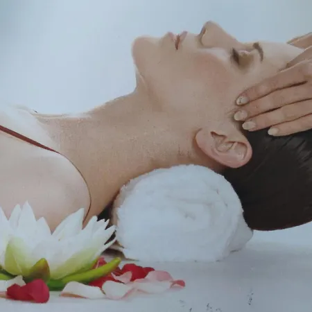 Topaze Nuitee Romantique Avec Jacuzzi Holiday home Moyvillers