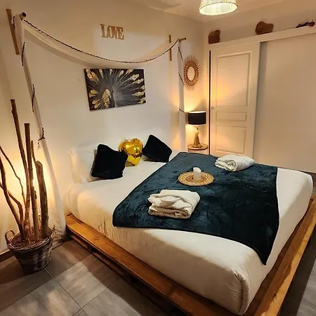 Topaze Nuitee Romantique Avec Jacuzzi Moyvillers