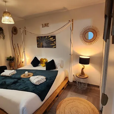 Holiday home Topaze Nuitee Romantique Avec Jacuzzi