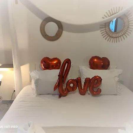 Holiday home Topaze Nuitee Romantique Avec Jacuzzi Moyvillers